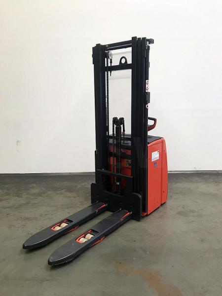 Linde L 16 i 1173 - Stacker: picture 3 Linde L 16 i 1173 - Stacker: picture 3