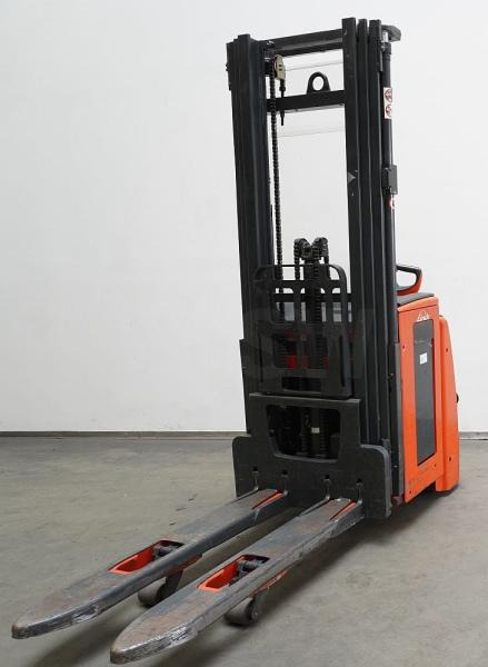 Linde L 16 i 1173 - Stacker: picture 2 Linde L 16 i 1173 - Stacker: picture 2