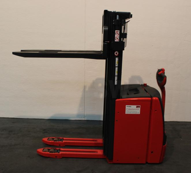 Linde L 20 i 1173 - Stacker: picture 3 Linde L 20 i 1173 - Stacker: picture 3