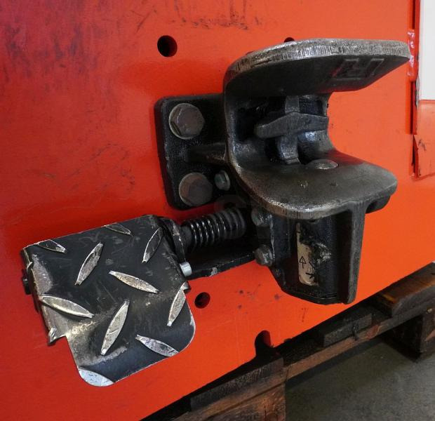 Linde P 30 C 1190 - Tow tractor: picture 5 Linde P 30 C 1190 - Tow tractor: picture 5