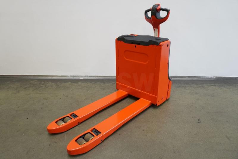 Linde T 16 1152-02 - Pallet truck: picture 2 Linde T 16 1152-02 - Pallet truck: picture 2