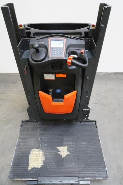 Linde V 10-02 5212 - Order picker: picture 5 Linde V 10-02 5212 - Order picker: picture 5