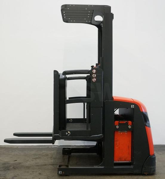 Linde V 10 5212 - Order picker: picture 4 Linde V 10 5212 - Order picker: picture 4