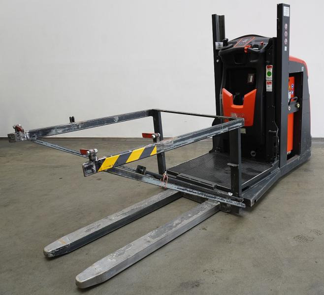 Linde V 10 5212 - Order picker: picture 2 Linde V 10 5212 - Order picker: picture 2