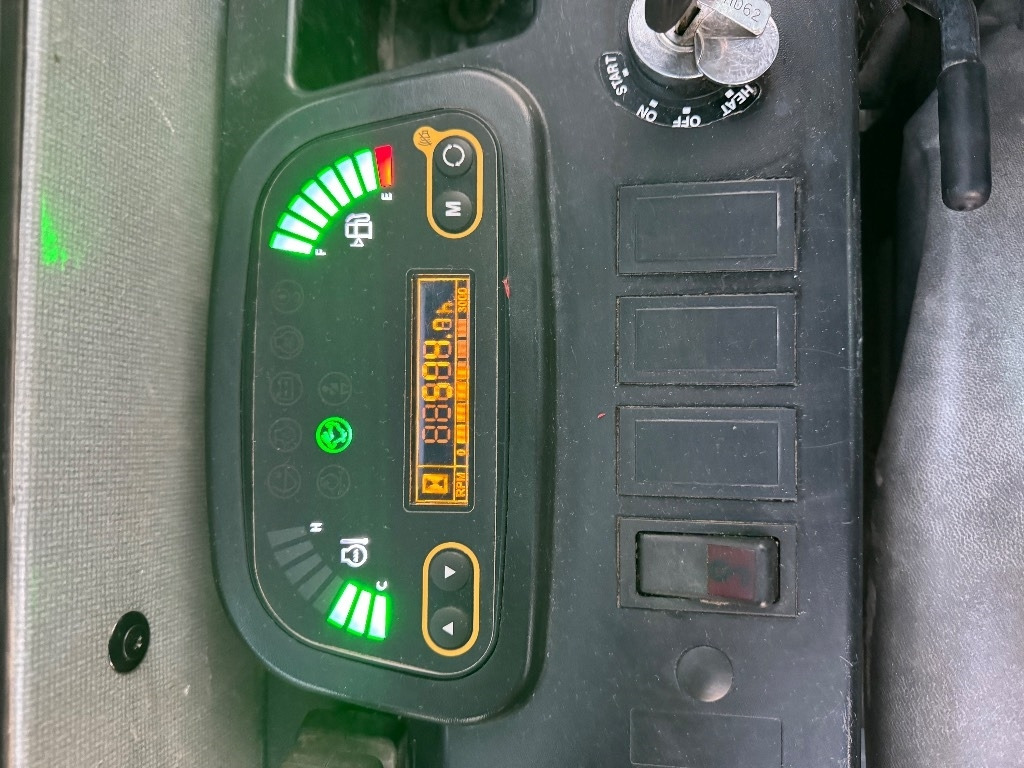 Mini excavator Case CX 26 C: picture 8