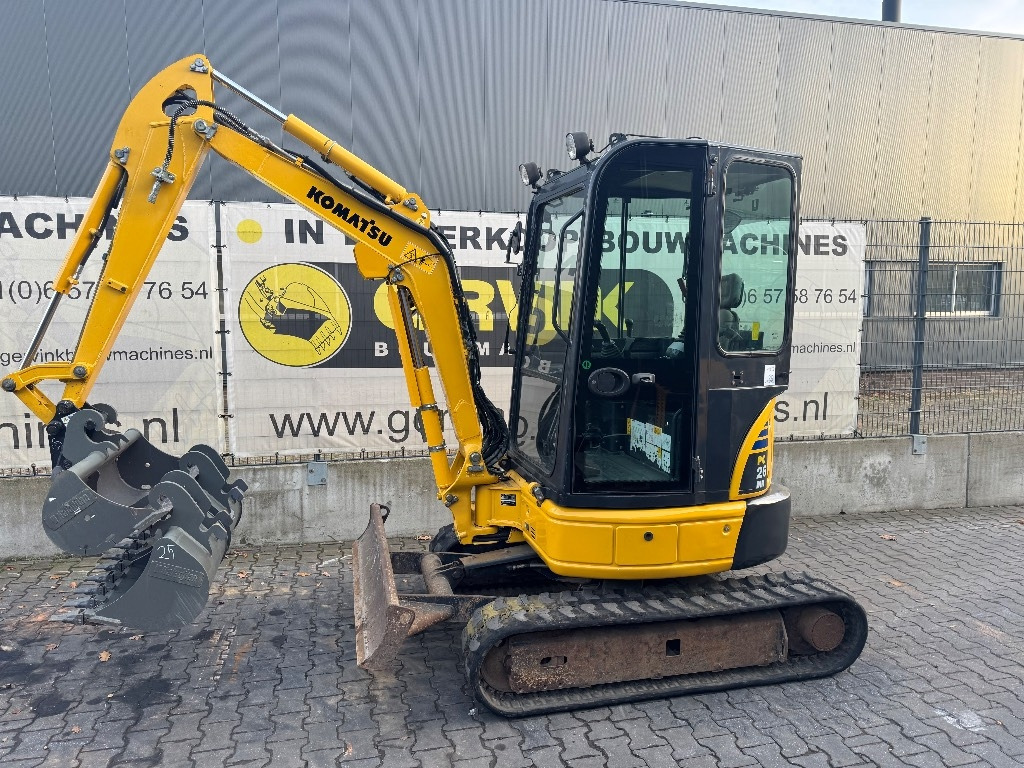 Komatsu PC 26 MR-3 - Mini excavator: picture 1 Komatsu PC 26 MR-3 - Mini excavator: picture 1