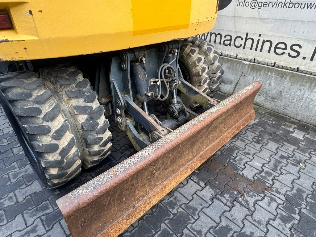 Kramer-allrad 812 - Mini excavator: picture 4 Kramer-allrad 812 - Mini excavator: picture 4