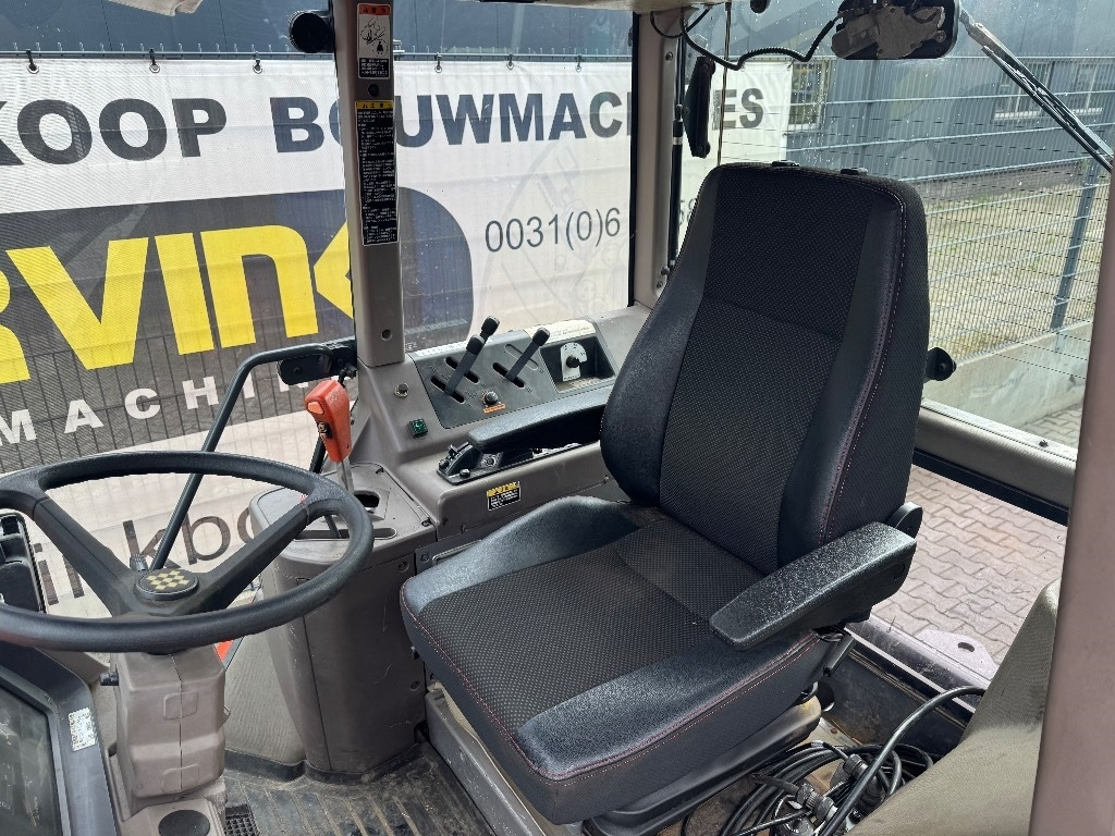 Farm tractor Kubota KM 120 D: picture 10
