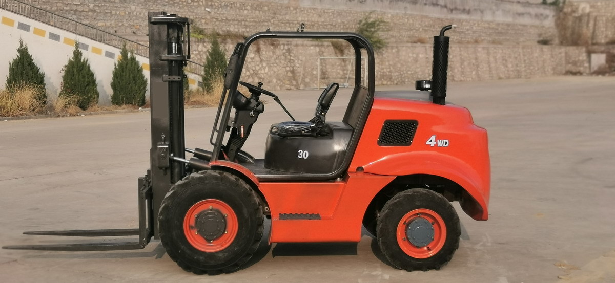 QINGDAO PROMISING 3T 4WD Rough Terrain Forklift CPCD30 - Rough terrain forklift: picture 2 QINGDAO PROMISING 3T 4WD Rough Terrain Forklift CPCD30 - Rough terrain forklift: picture 2