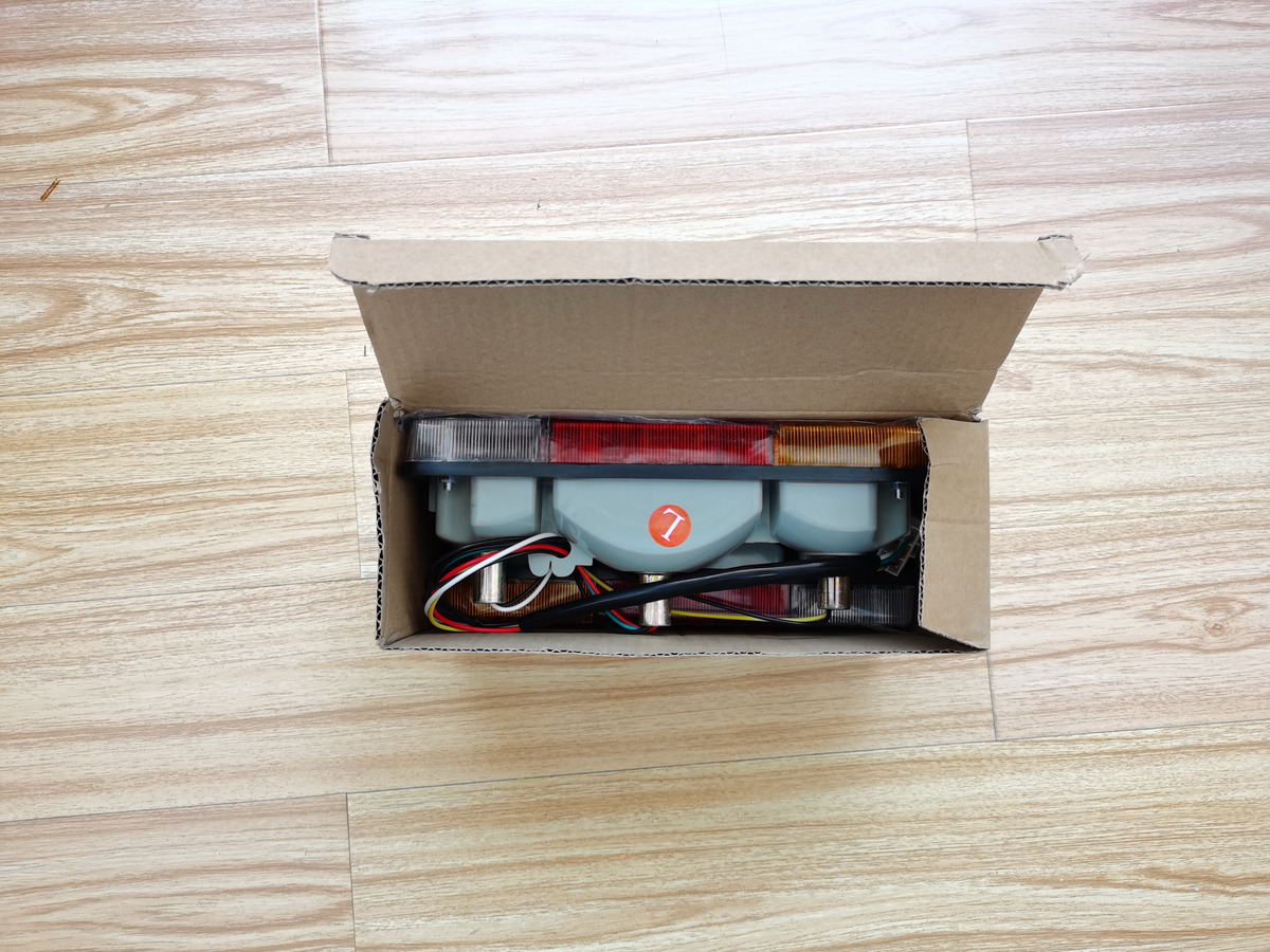 Qingdao Promising Rear Combination Light for China Loader leasing Qingdao Promising Rear Combination Light for China Loader: picture 7