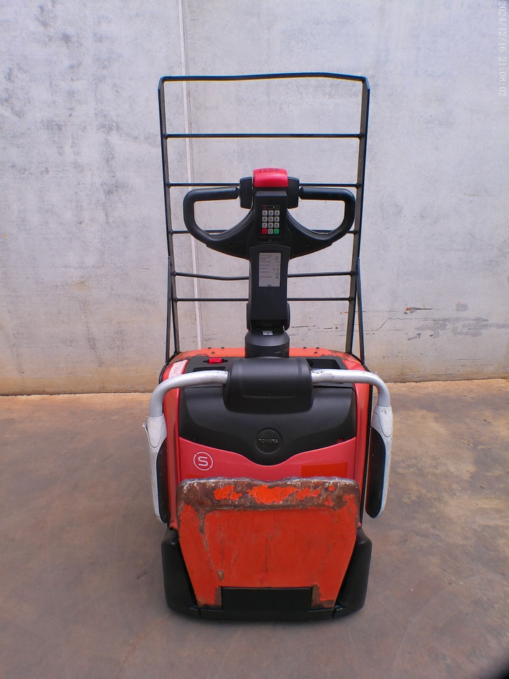 BT LPE 200 - Pallet truck: picture 5 BT LPE 200 - Pallet truck: picture 5