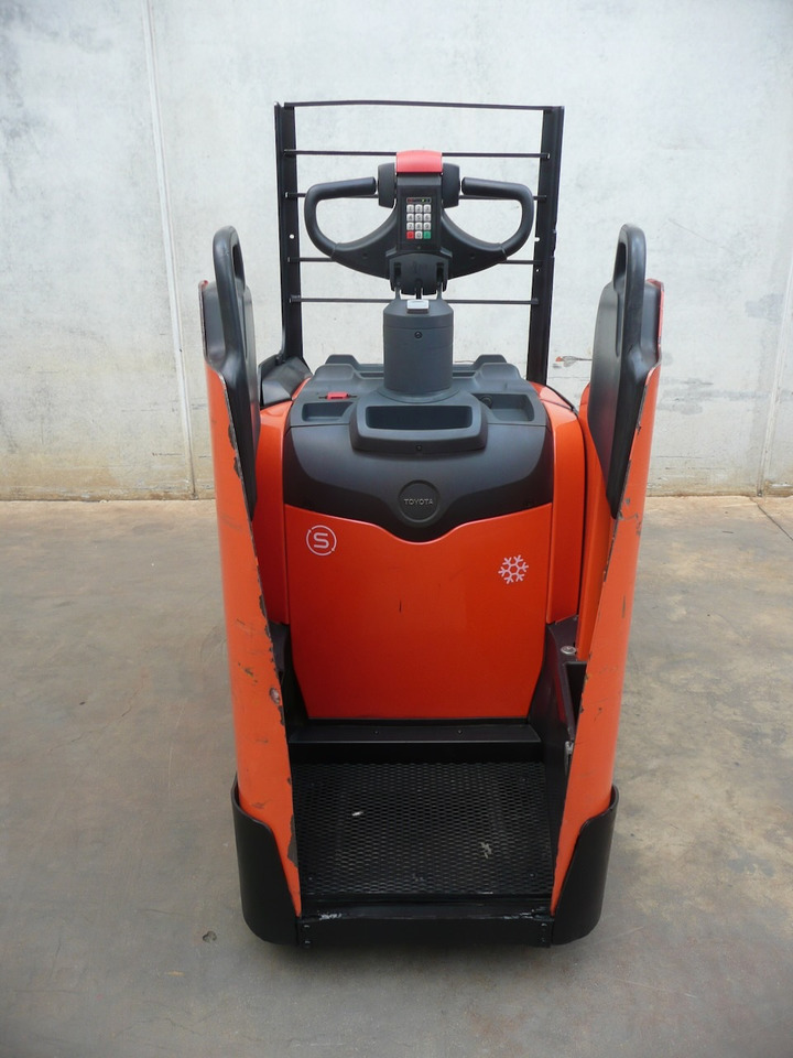 BT LPE 220 - Pallet truck: picture 5 BT LPE 220 - Pallet truck: picture 5
