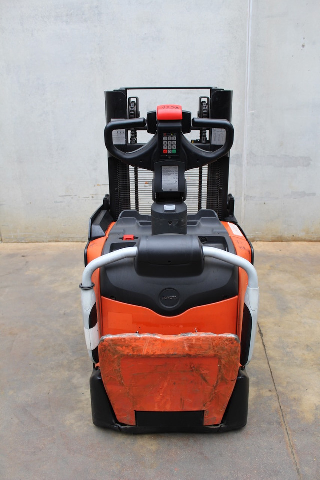 BT SPE 200 DN - Stacker: picture 5 BT SPE 200 DN - Stacker: picture 5