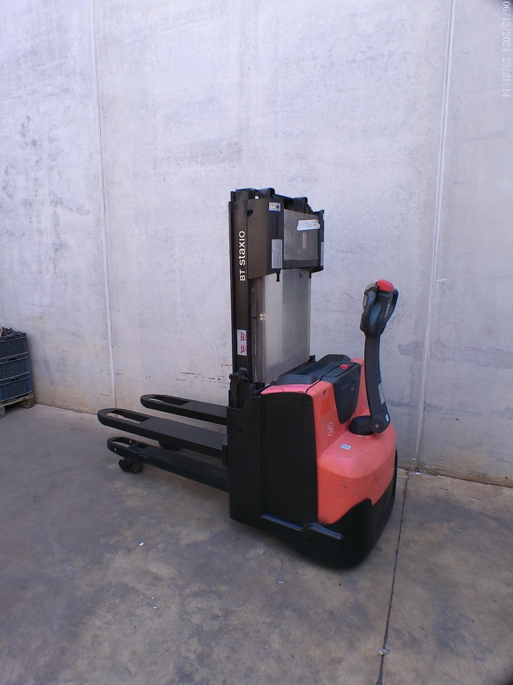 BT SWE 200 D - Stacker: picture 1 BT SWE 200 D - Stacker: picture 1