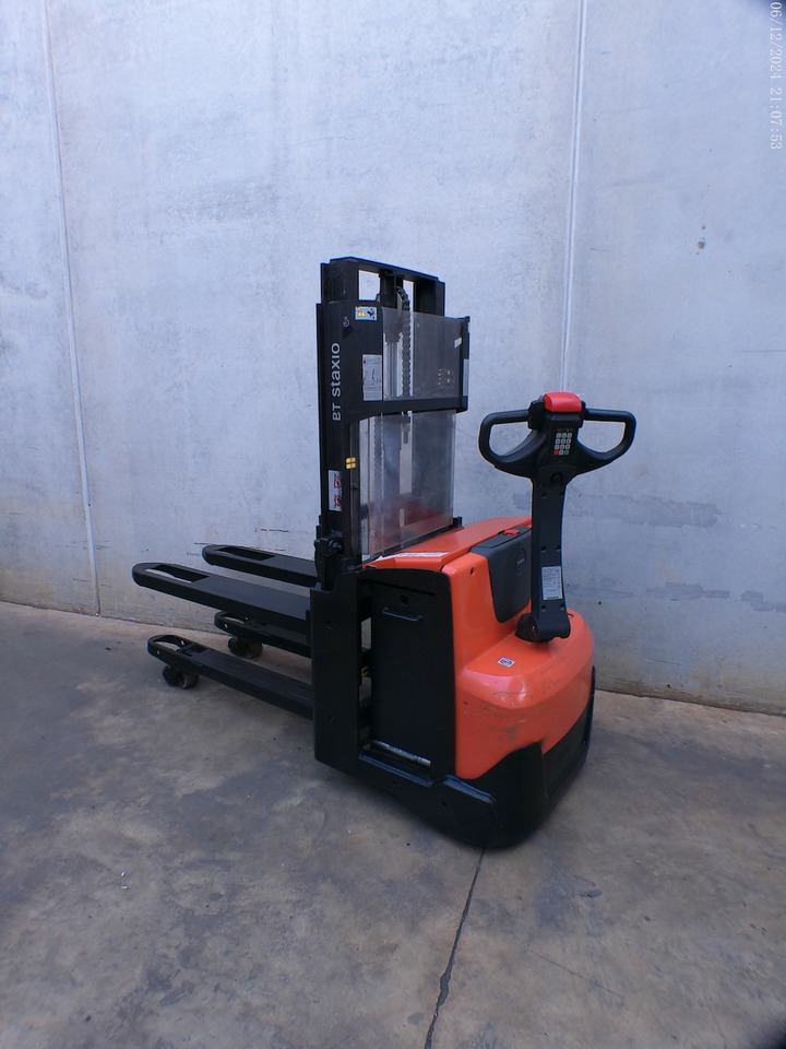 Stacker BT SWE 200 D: picture 1