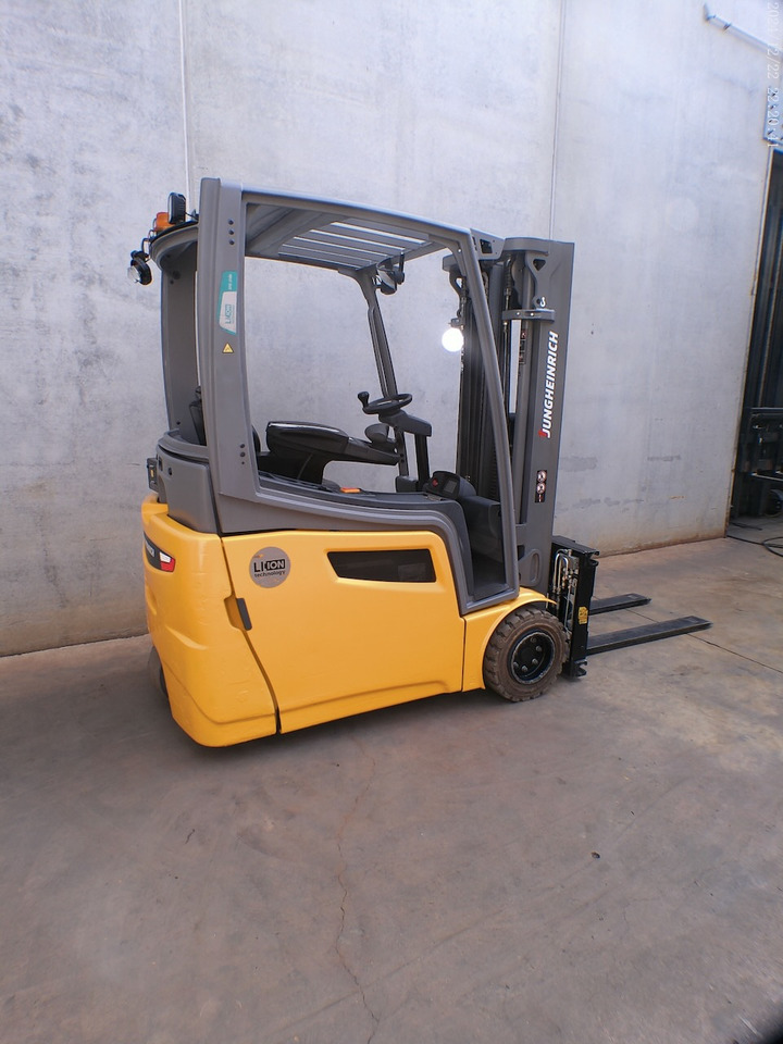 Jungheinrich EFG 218k 440DZ Li-Ion - Electric forklift: picture 2 Jungheinrich EFG 218k 440DZ Li-Ion - Electric forklift: picture 2