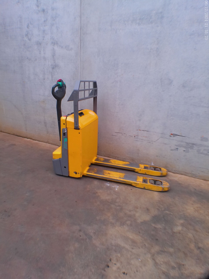 Jungheinrich EJE 116 LI-ION - Pallet truck: picture 4 Jungheinrich EJE 116 LI-ION - Pallet truck: picture 4