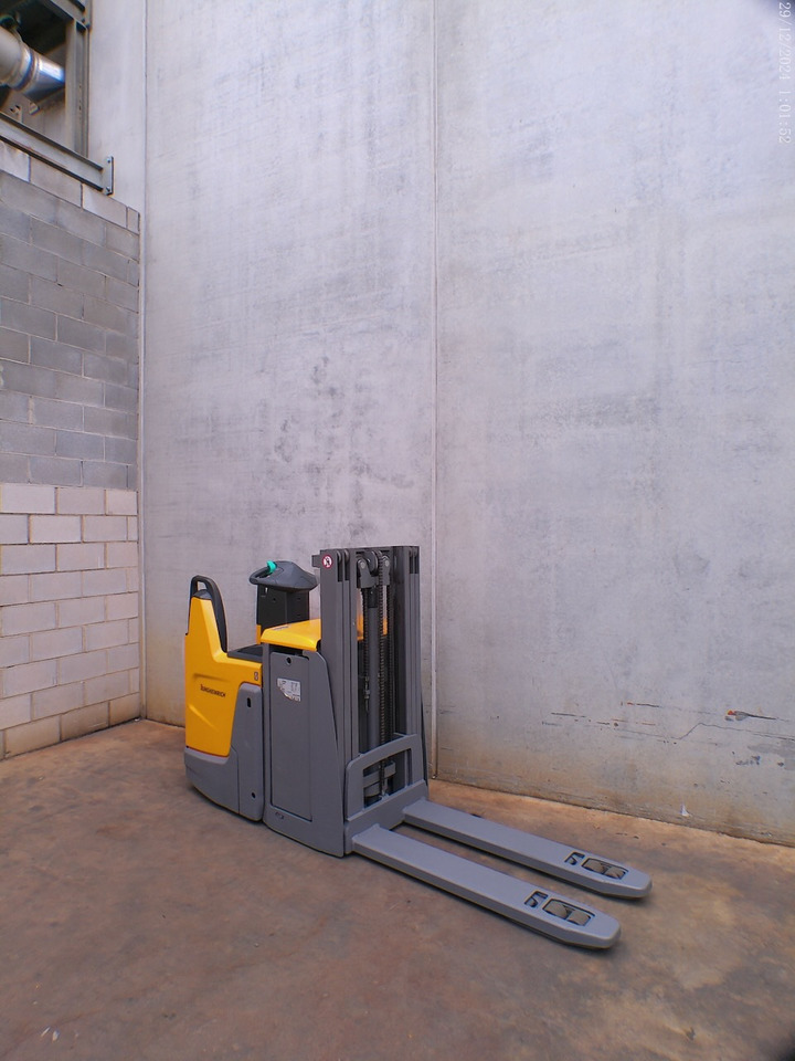 Jungheinrich ERD 220 290 DT - Stacker: picture 4 Jungheinrich ERD 220 290 DT - Stacker: picture 4