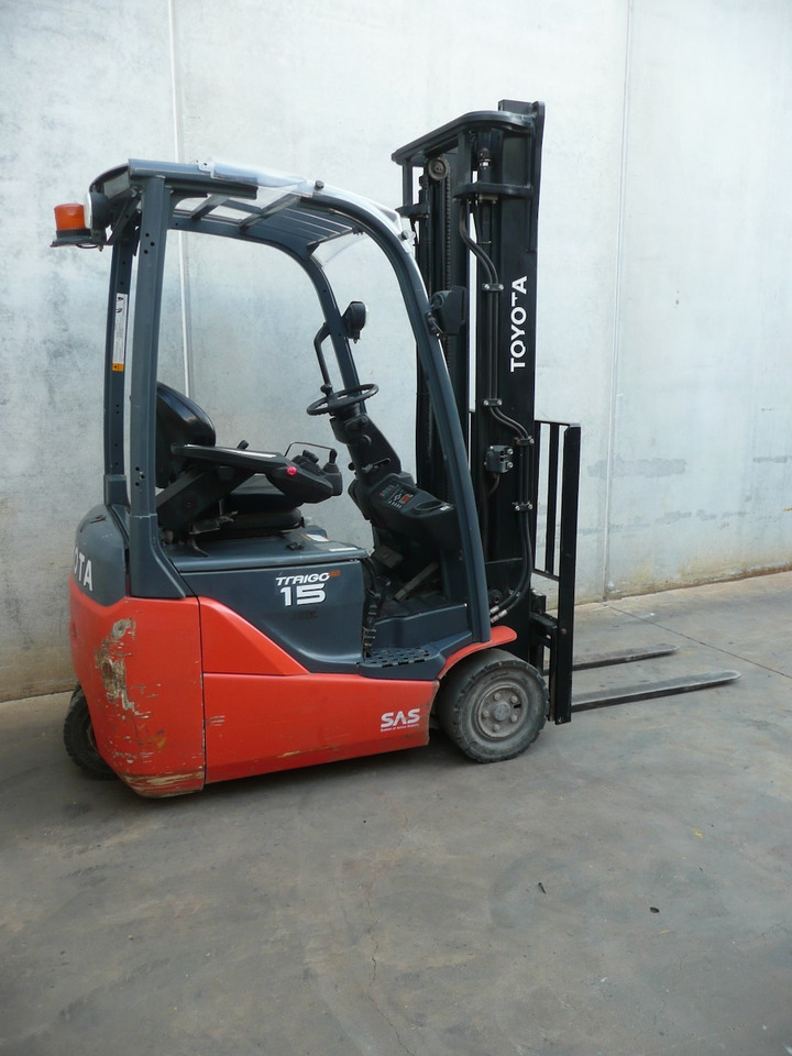 Toyota 8FBE15T - Electric forklift: picture 2 Toyota 8FBE15T - Electric forklift: picture 2