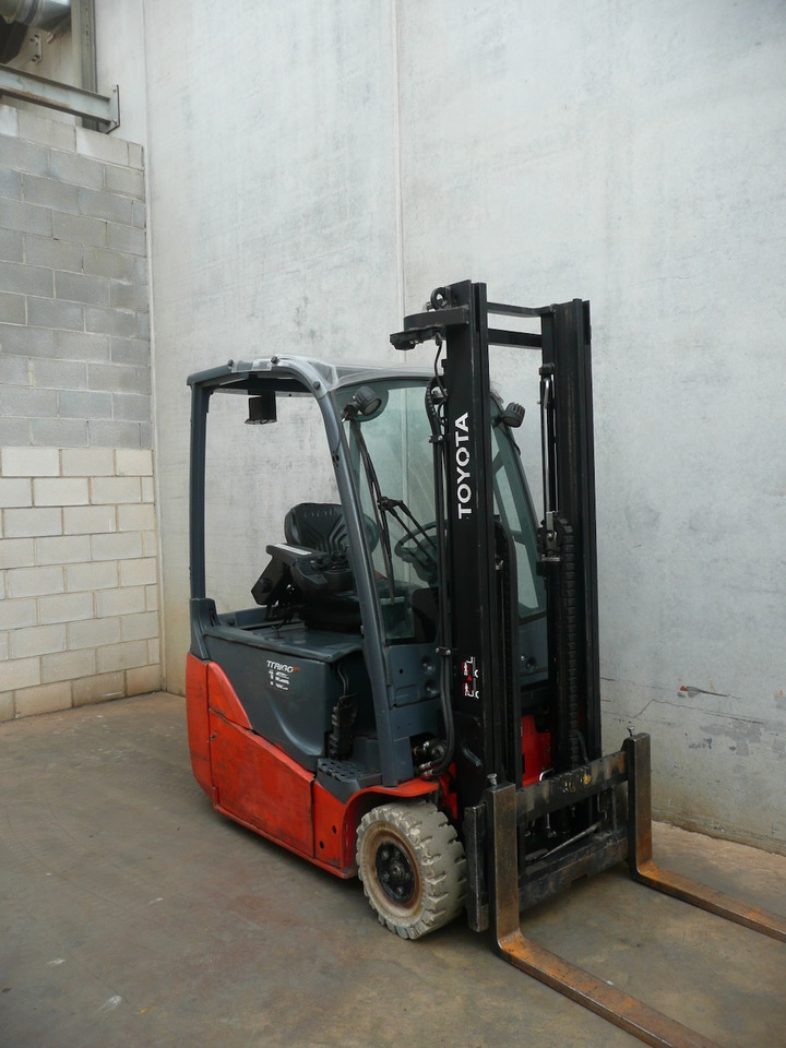 Toyota 8FBE16T - Electric forklift: picture 1 Toyota 8FBE16T - Electric forklift: picture 1