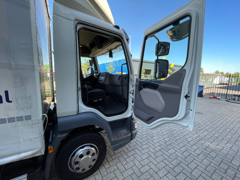 Box truck DAF LF220: picture 20