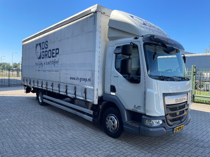 Box truck DAF LF220: picture 8