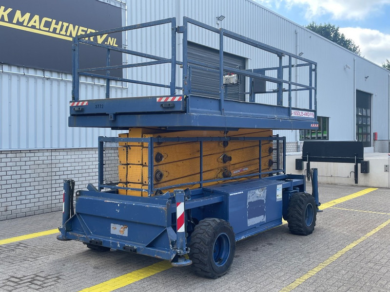 Holland lift B 165 DL 24 SOLD - Scissor lift: picture 2 Holland lift B 165 DL 24 SOLD - Scissor lift: picture 2