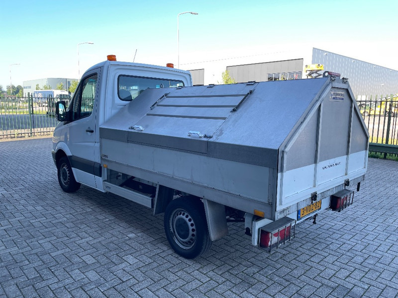 Mercedes-Benz Vuilnisauto 213CDI - Garbage truck: picture 4 Mercedes-Benz Vuilnisauto 213CDI - Garbage truck: picture 4