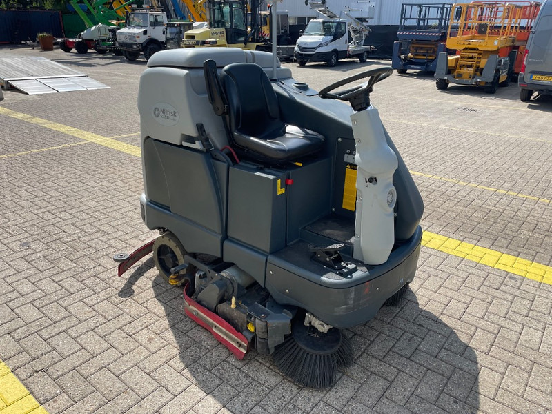 Nilfisk SC 6500 1300C - Scrubber dryer: picture 5 Nilfisk SC 6500 1300C - Scrubber dryer: picture 5