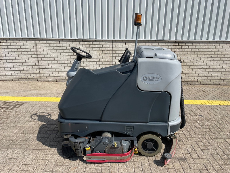 Nilfisk SC 6500 1300C - Scrubber dryer: picture 2 Nilfisk SC 6500 1300C - Scrubber dryer: picture 2