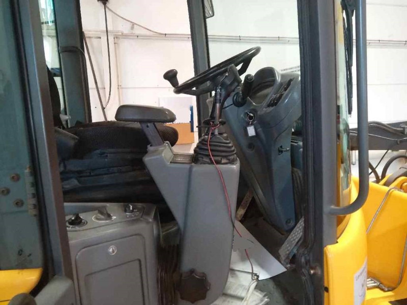 Wheel loader Volvo L 35 G: picture 6 Wheel loader Volvo L 35 G: picture 6