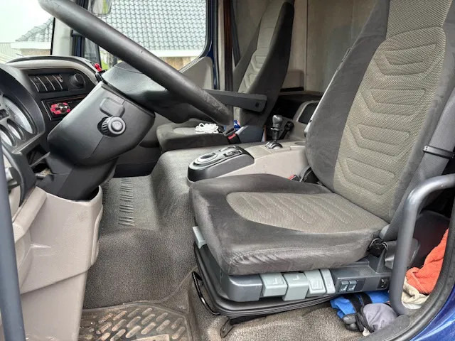 DAF LF 45 210 curtainslider open top roof steel transport MOT 04-2026 leasing DAF LF 45 210 curtainslider open top roof steel transport MOT 04-2026: picture 16