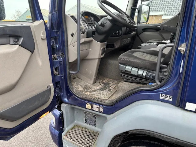 DAF LF 45 210 curtainslider open top roof steel transport MOT 04-2026 leasing DAF LF 45 210 curtainslider open top roof steel transport MOT 04-2026: picture 15