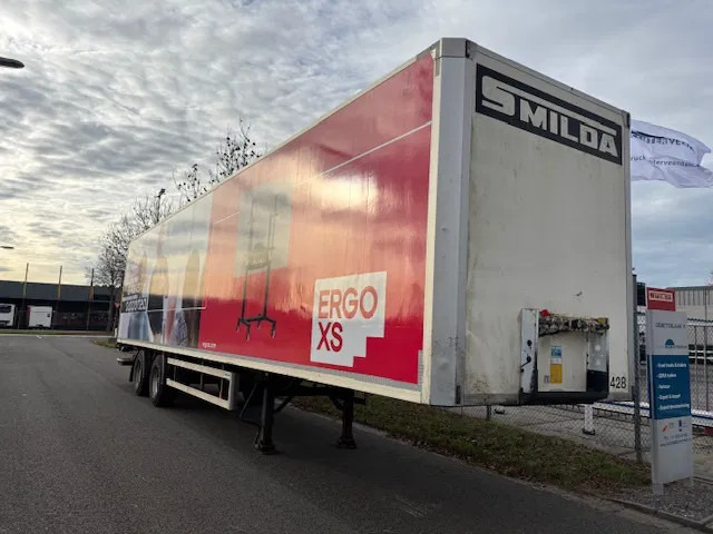 Tracon TRAILERS 2-axle closed box Tridec steering taillift 2 ton - Closed box semi-trailer: picture 3 Tracon TRAILERS 2-axle closed box Tridec steering taillift 2 ton - Closed box semi-trailer: picture 3