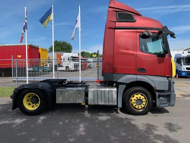 Mercedes-Benz Actros 1840 Euro 6 streamspace - Tractor unit: picture 4 Mercedes-Benz Actros 1840 Euro 6 streamspace - Tractor unit: picture 4