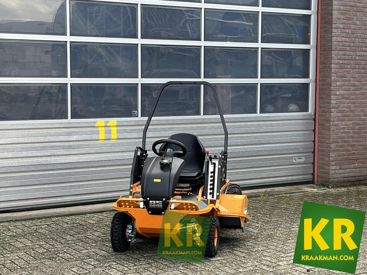 1040 YAK 4WD AS Motor - Mower: picture 2 1040 YAK 4WD AS Motor - Mower: picture 2