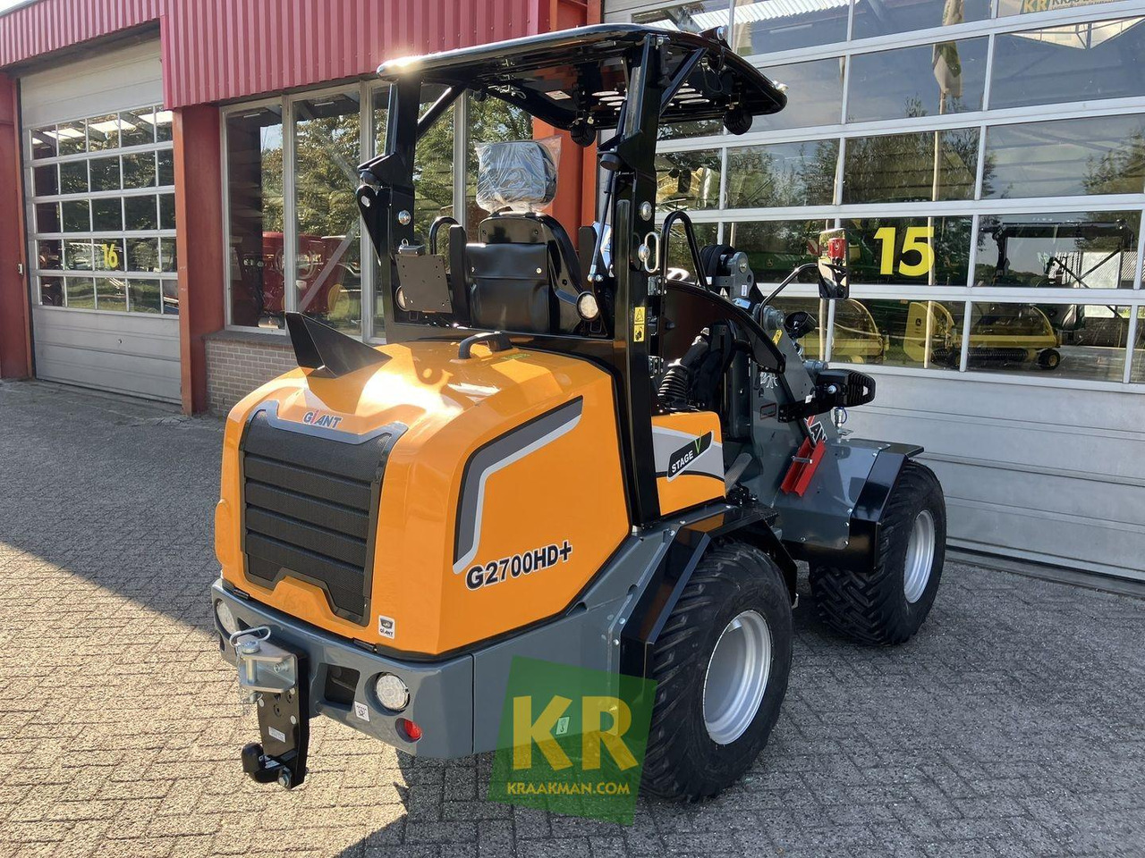 G2700 HD+ Giant  - Compact loader: picture 4 G2700 HD+ Giant  - Compact loader: picture 4