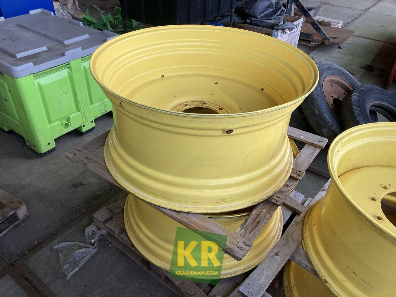 John Deere 18 X 38 velg - Wheel and tire package for Agricultural machinery: picture 1 John Deere 18 X 38 velg - Wheel and tire package for Agricultural machinery: picture 1