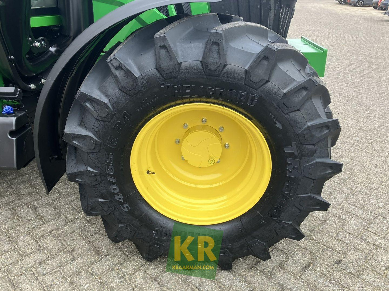 New Farm tractor John Deere 6100M: picture 8