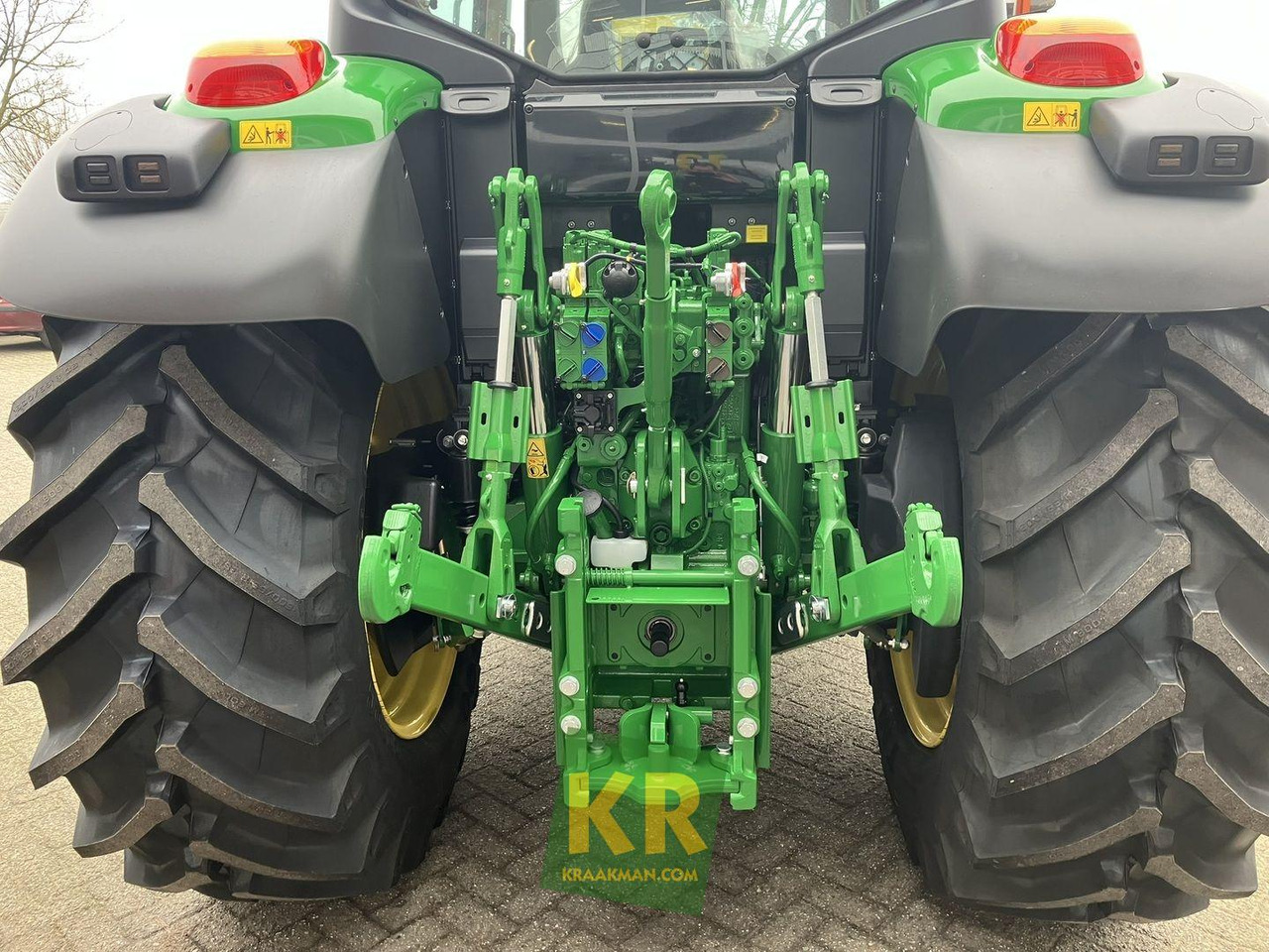 New Farm tractor John Deere 6100M: picture 10