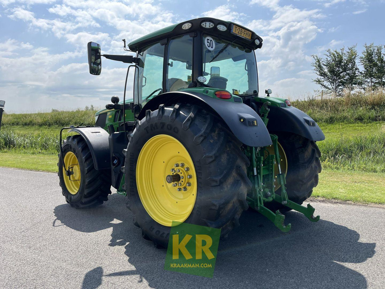 John Deere 6R 185 - Farm tractor: picture 3 John Deere 6R 185 - Farm tractor: picture 3
