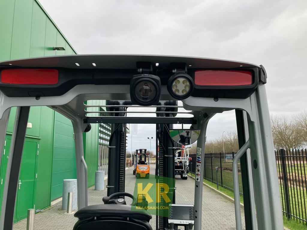 New Electric forklift RX 60-25 Still: picture 10