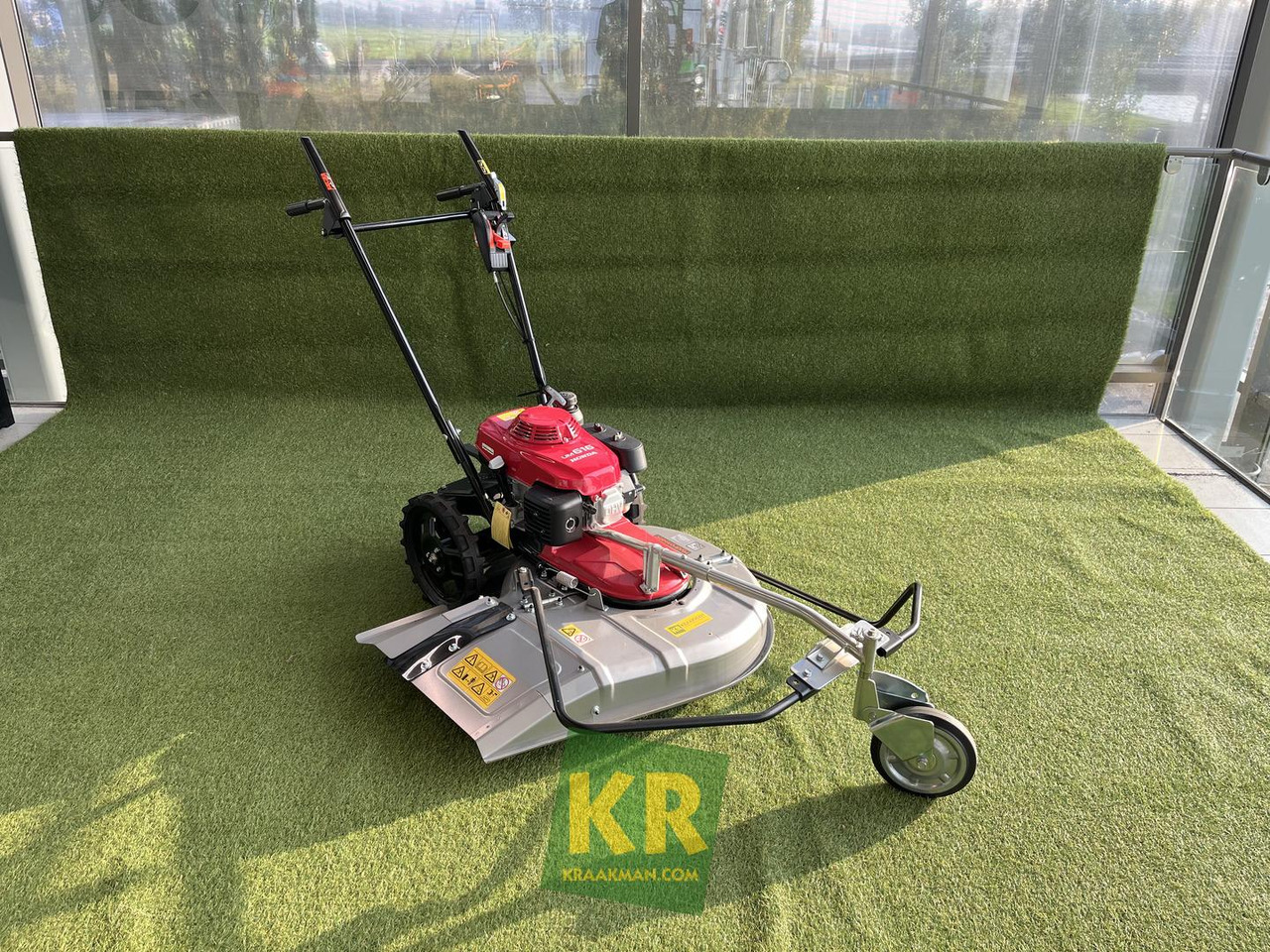 UMK Honda  - Garden mower: picture 2 UMK Honda  - Garden mower: picture 2