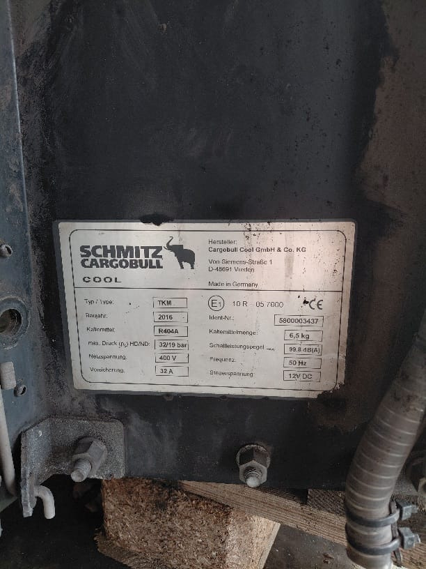 Schmitz -2016 S/N: 5800003437 - Refrigerator unit: picture 2 Schmitz -2016 S/N: 5800003437 - Refrigerator unit: picture 2