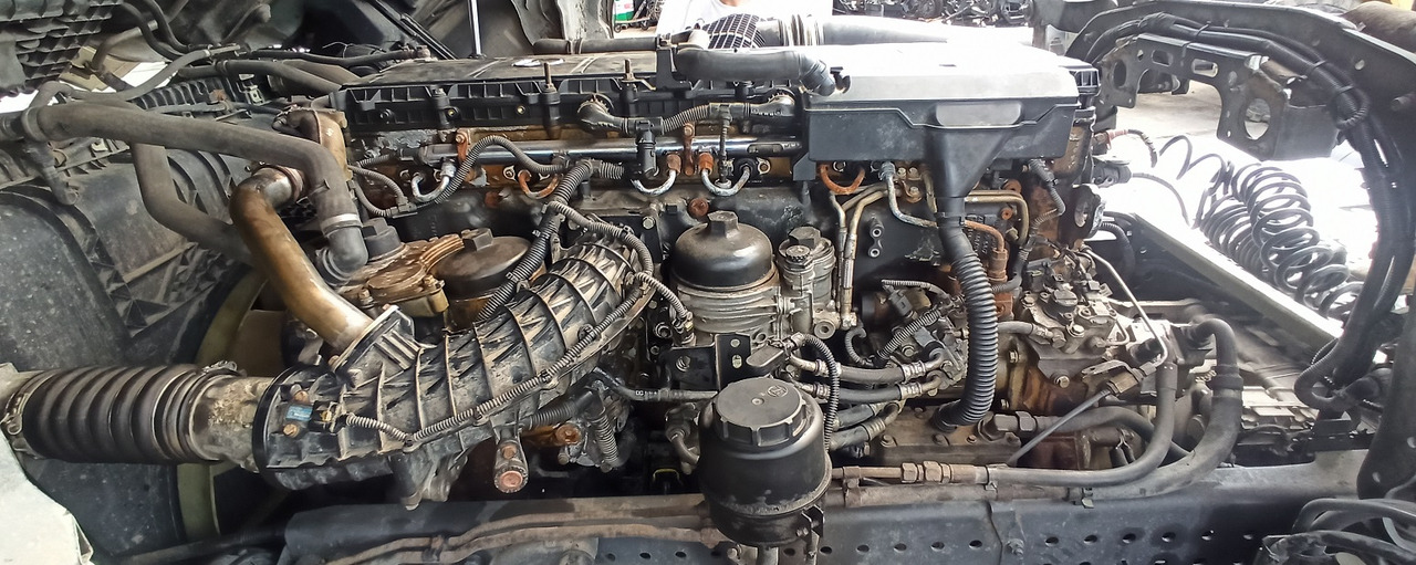 MERCEDES-BENZ OM471 ACTROS MP4 - Cylinder head for Truck: picture 1 MERCEDES-BENZ OM471 ACTROS MP4 - Cylinder head for Truck: picture 1