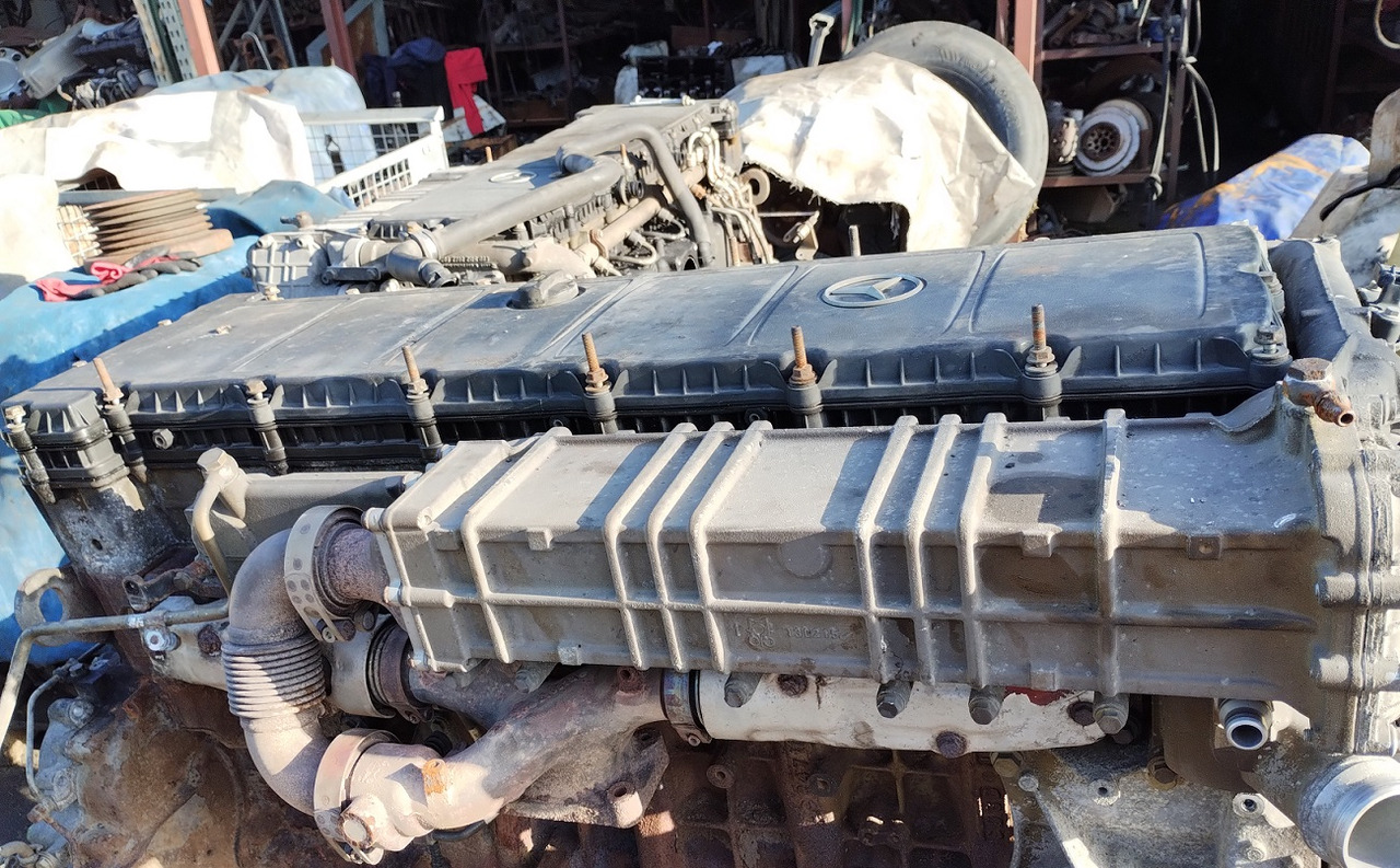MERCEDES-BENZ OM471 ACTROS MP4 - Cylinder head for Truck: picture 3 MERCEDES-BENZ OM471 ACTROS MP4 - Cylinder head for Truck: picture 3