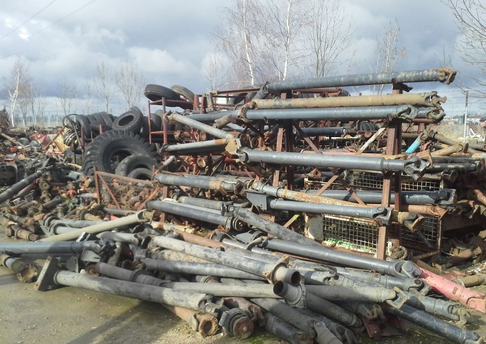 WAŁ NAPĘDOWY MAN F90 F2000 4X2 4X4 6X2 6X4 6X6 8X4 8X6 8X8 - Propeller shaft: picture 1 WAŁ NAPĘDOWY MAN F90 F2000 4X2 4X4 6X2 6X4 6X6 8X4 8X6 8X8 - Propeller shaft: picture 1
