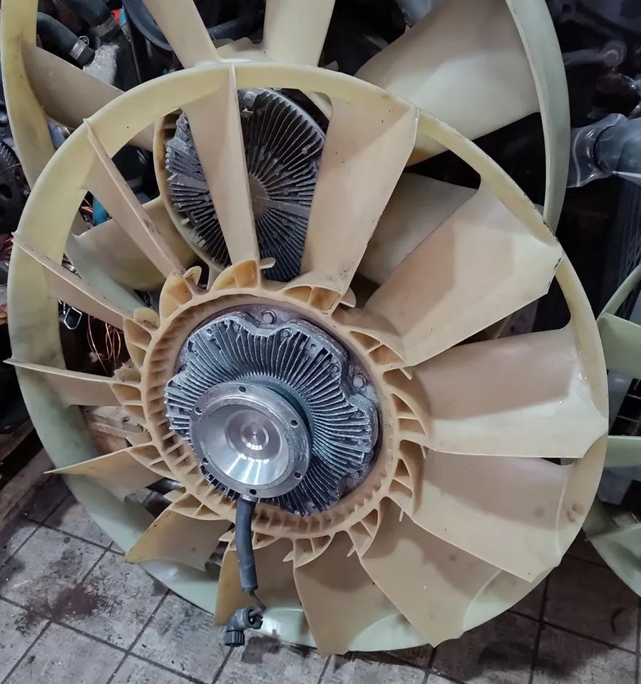 WENTYLATOR VISCO WISCO SPRZĘGŁO MERCEDES ACTROS MP4 4702000422 - Fan: picture 2 WENTYLATOR VISCO WISCO SPRZĘGŁO MERCEDES ACTROS MP4 4702000422 - Fan: picture 2