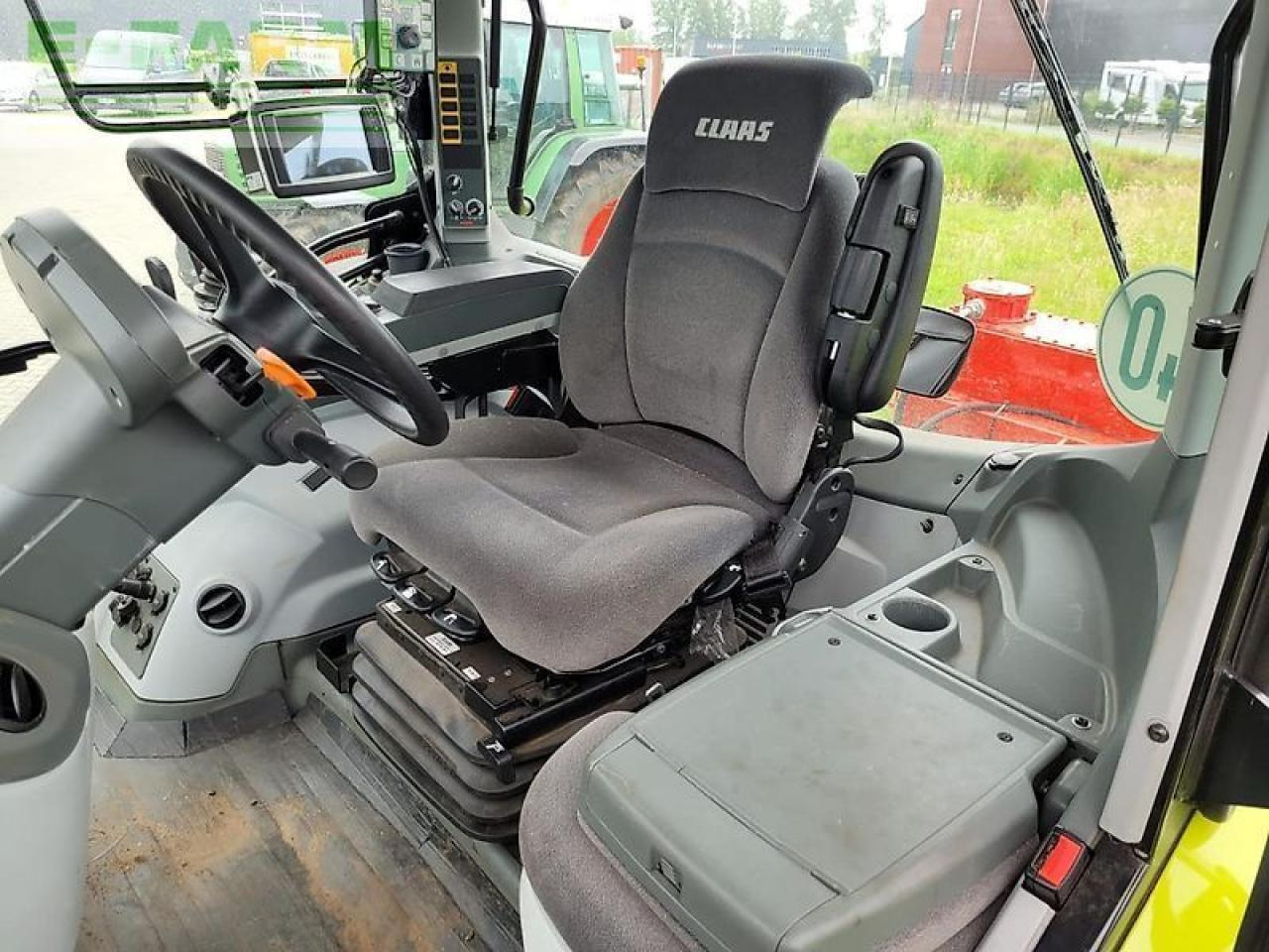 Farm tractor CLAAS arion 620 mit dücker dua 800 ausleger und 2 werkzeugen: picture 22