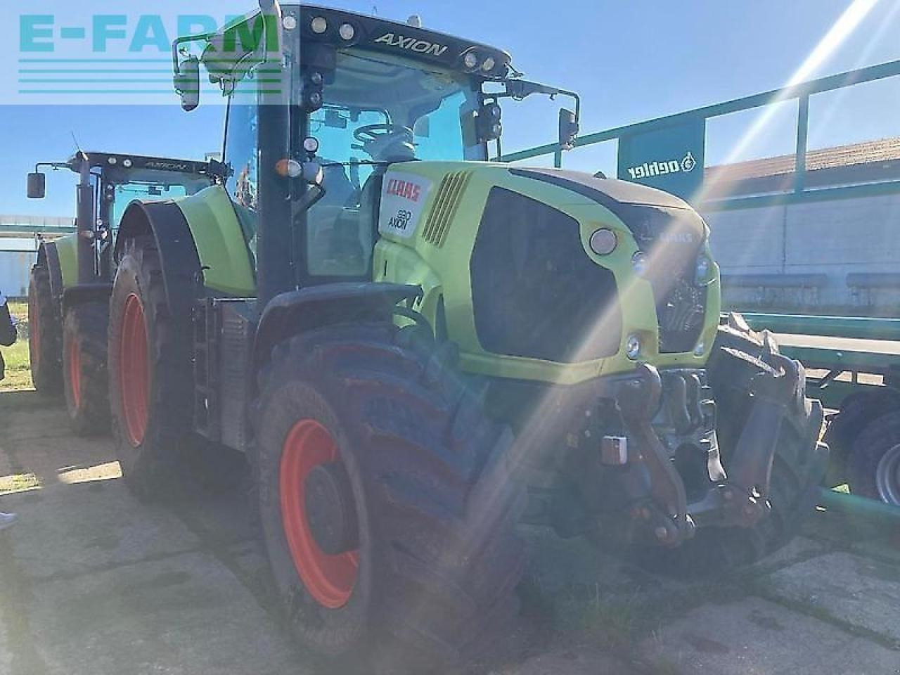 CLAAS axion 830 - Farm tractor: picture 1 CLAAS axion 830 - Farm tractor: picture 1